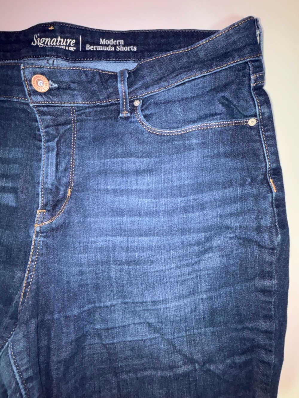 Women’s Signature Dark Blue Cropped Denim Bermuda Shorts - Picture 3 of 16